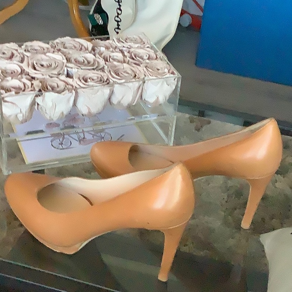 Giorgio Armani pumps size 41.5